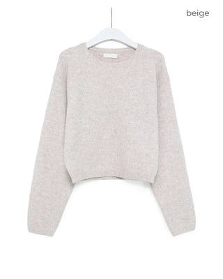 Oversized cropped knit