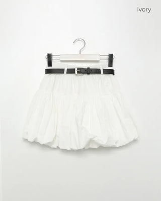 Belted voluminous mini skirt
