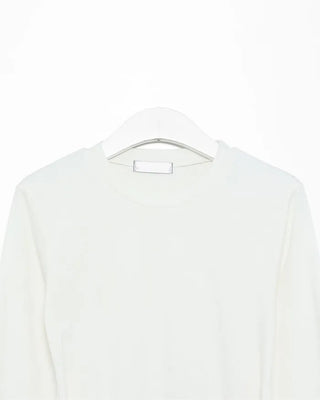 Side-strap long-sleeve T-shirt
