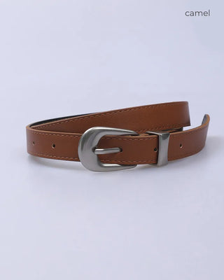 Round silver buckle belt