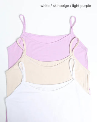 Basic color sleeveless top