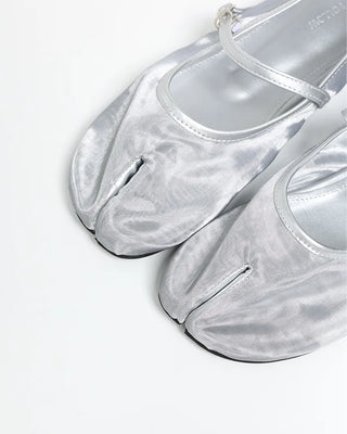 Tabipoint Strap Flat Shoes