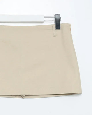 Low-waisted mini skirt