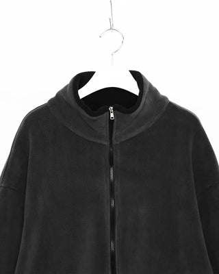 High-neck fleece jumper
