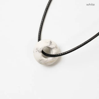 Stone Ring Point Necklace