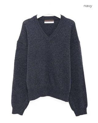 Lambswool V-neck knit