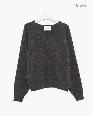 V-neck oversized knit