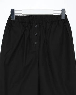 Frilled hem wide half pants