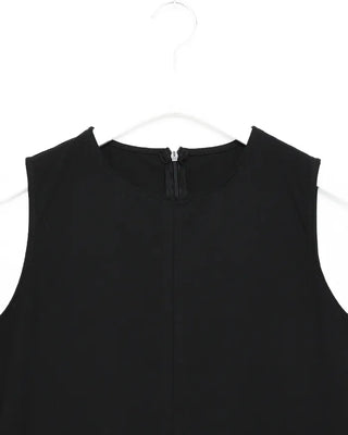 Sleeveless flared long dress