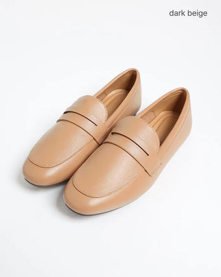 Basic loafers