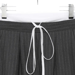 Wide-fit colored striped slacks