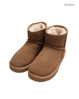 Short sheepskin boots