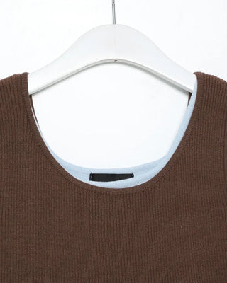 Two-tone layered sleeveless top