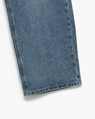 Low-waisted wide-leg denim pants
