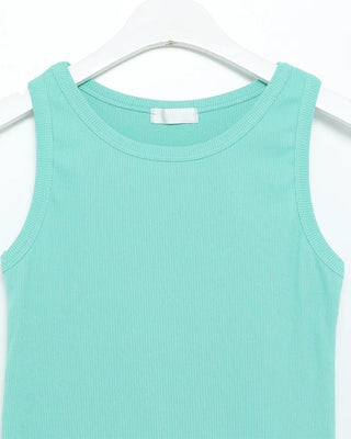 Round neck semi-cropped ribbed tank top