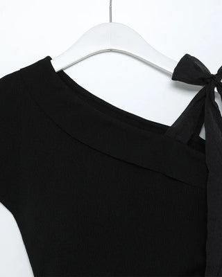 One-shoulder ribbon detail shirred blouse