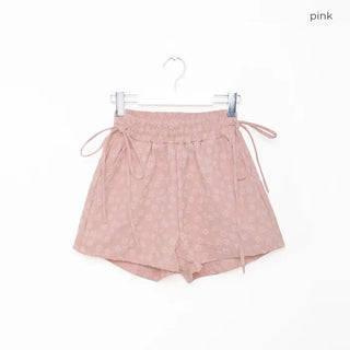 Flower embossed shorts