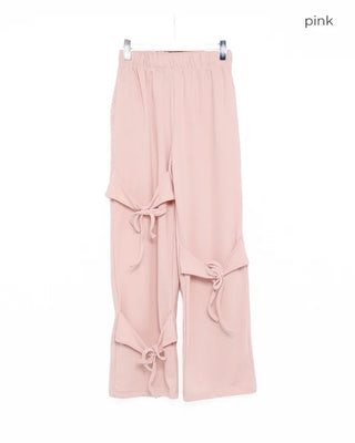 Easy pants with waist string ribbon detail