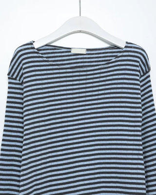 Boat neck striped long-sleeved T-shirt