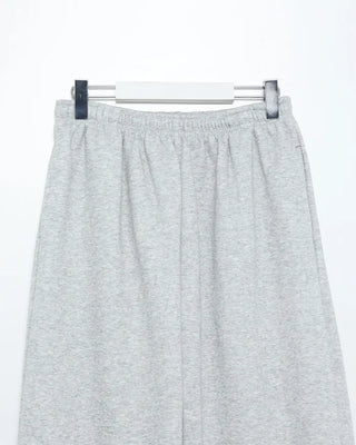 Wide-fit sweatpants