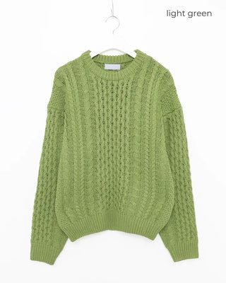 Wool color cable knit
