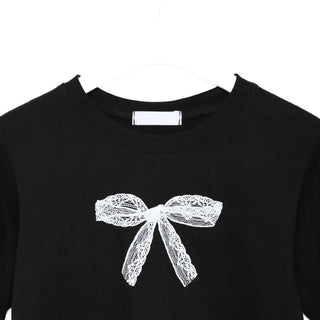Ribbon print T-shirt
