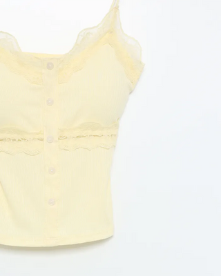Lace button sleeveless top