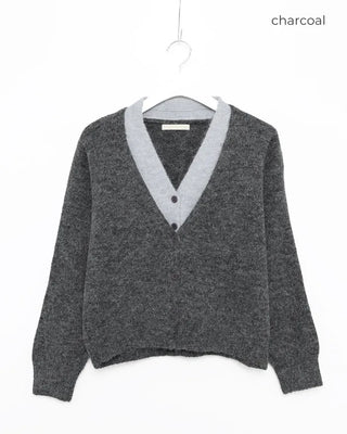 Soft color-blocked V-neck cardigan