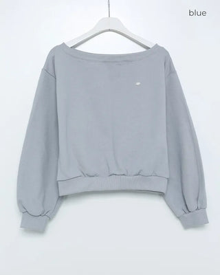 Off-shoulder loose sweatshirt