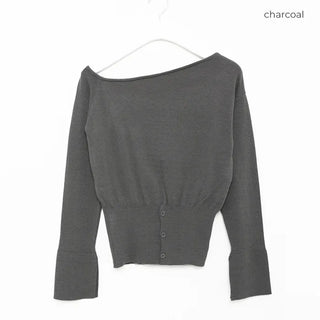 Slit Point Off-Shoulder Knit