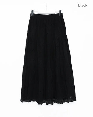 Perforated lace long skirt