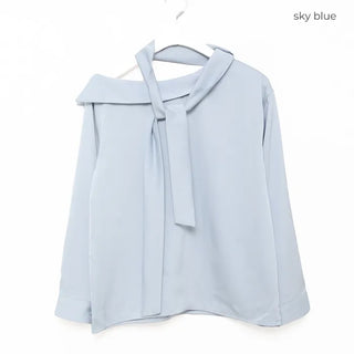 Bow tie silky blouse
