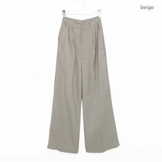 Wide-fit slacks with two pleats