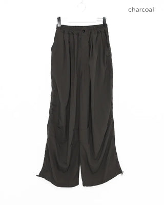 (Unisex) Back Elastic Wide Fit Nylon Pants
