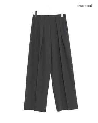 Double-pleated slacks