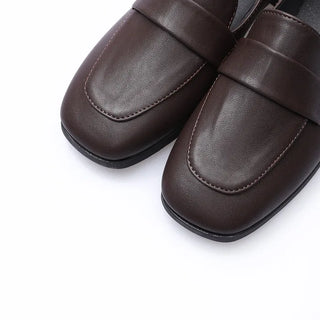 Square-toe simple loafers