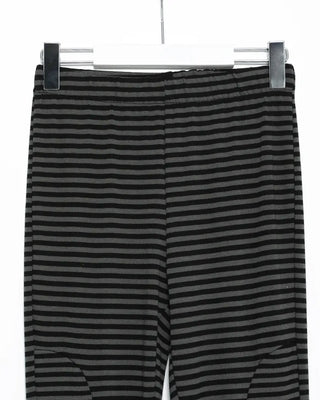 Elastic waistband button detail leggings pants