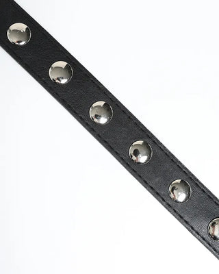 Round studded belt