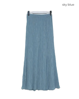 Pleated long skirt