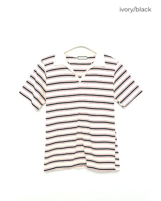 Colored striped short-sleeved T-shirt