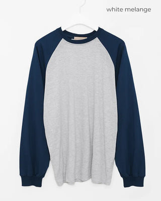 Loose-fit raglan sweatshirt