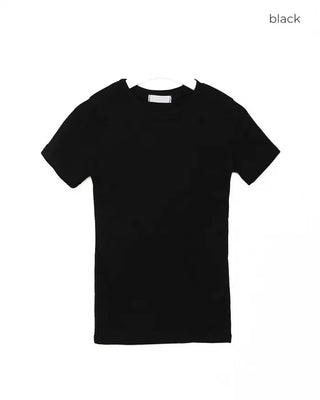 Basic short-sleeved T-shirt