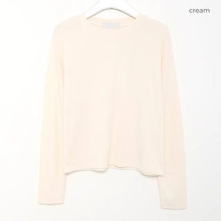 Soft basic long-sleeved T-shirt