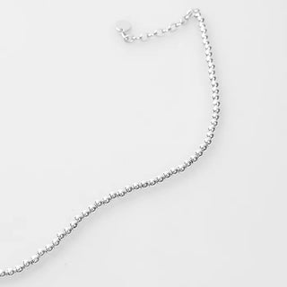 Silver ribbon necklace