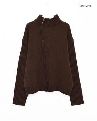 (Unisex) Knit Cardigan with Diagonal Zipper