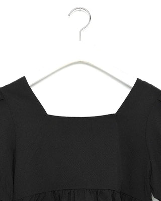 Square puff blouse