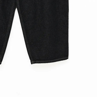 Stitch pocket raw denim pants