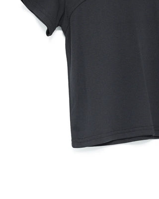 Bust yoke seam half T-shirt