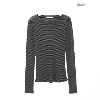 Soft border layered T-shirt