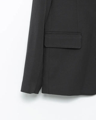 Center dart basic silhouette jacket